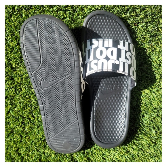 (FINAL 💲) Nike Benassi JDI Print 'White' Slides - Picture 2 of 4